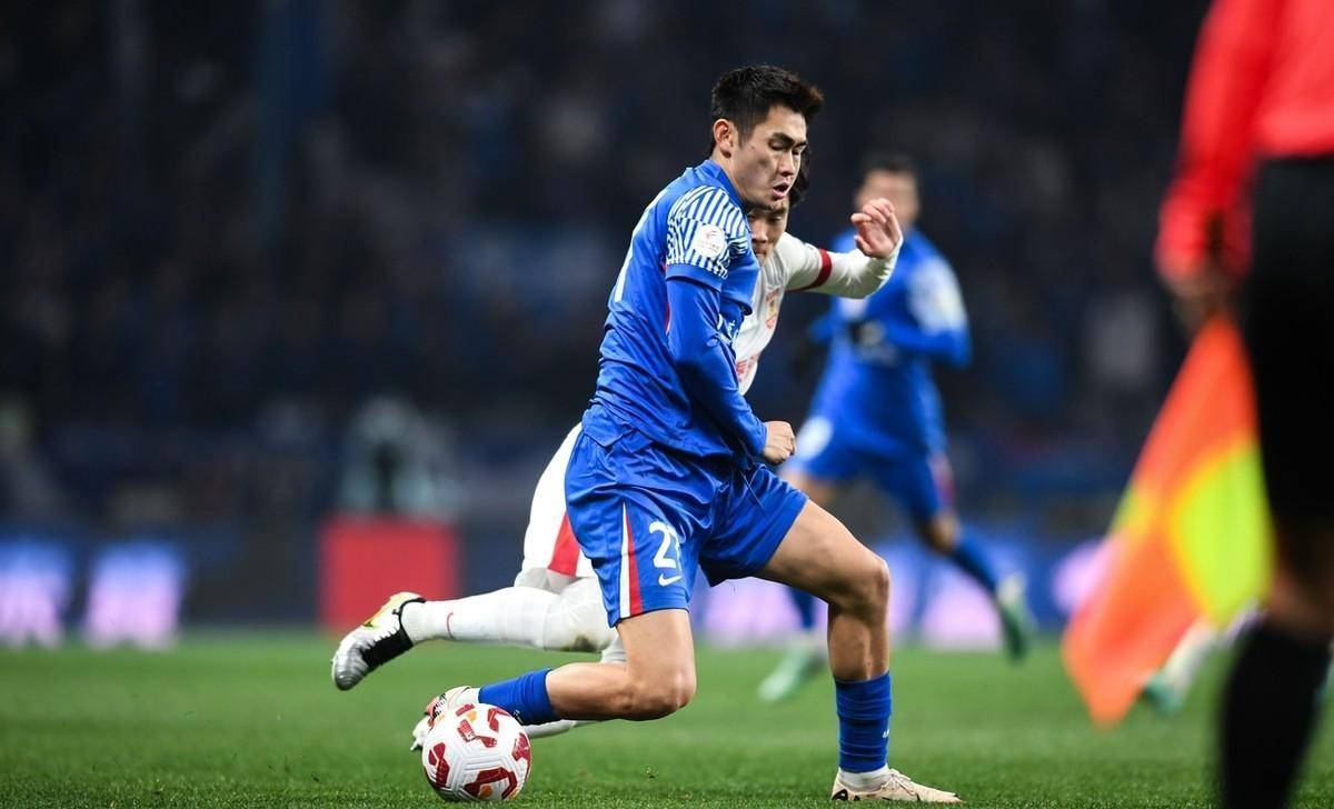 申花球队备战对阵天津泰达，主帅或有新战术