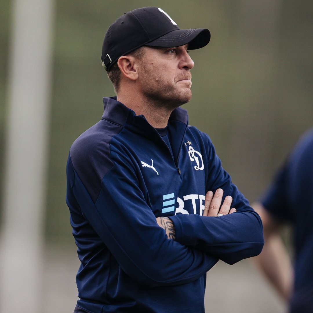 开云体育入口-勒沃库森助教批评队员表现，要求更进一步的简单介绍