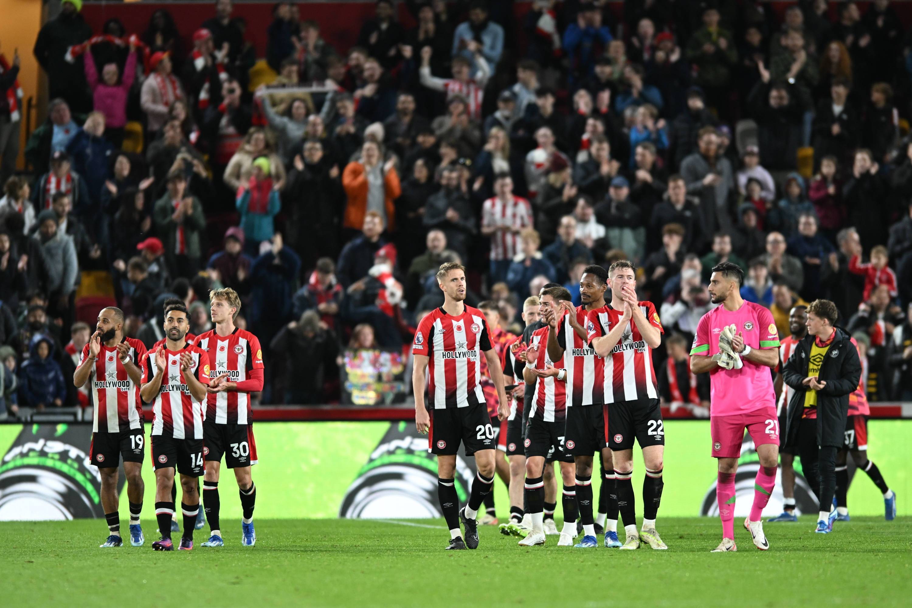 开云体育网站-包含伯恩茅斯客场大败，降级区阴霾再起的词条