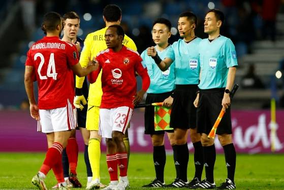 波尔图队员备战克服困难,力拼胜利的简单介绍 波尔图队员备战克服困难,力拼胜利的简单介绍