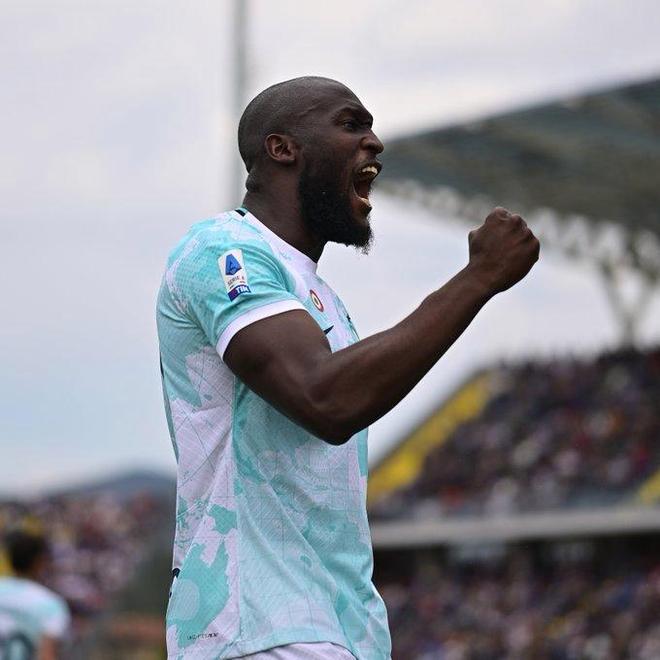 开云体育网站-关于曼联客场失利，卢卡库独造一球憾负的信息