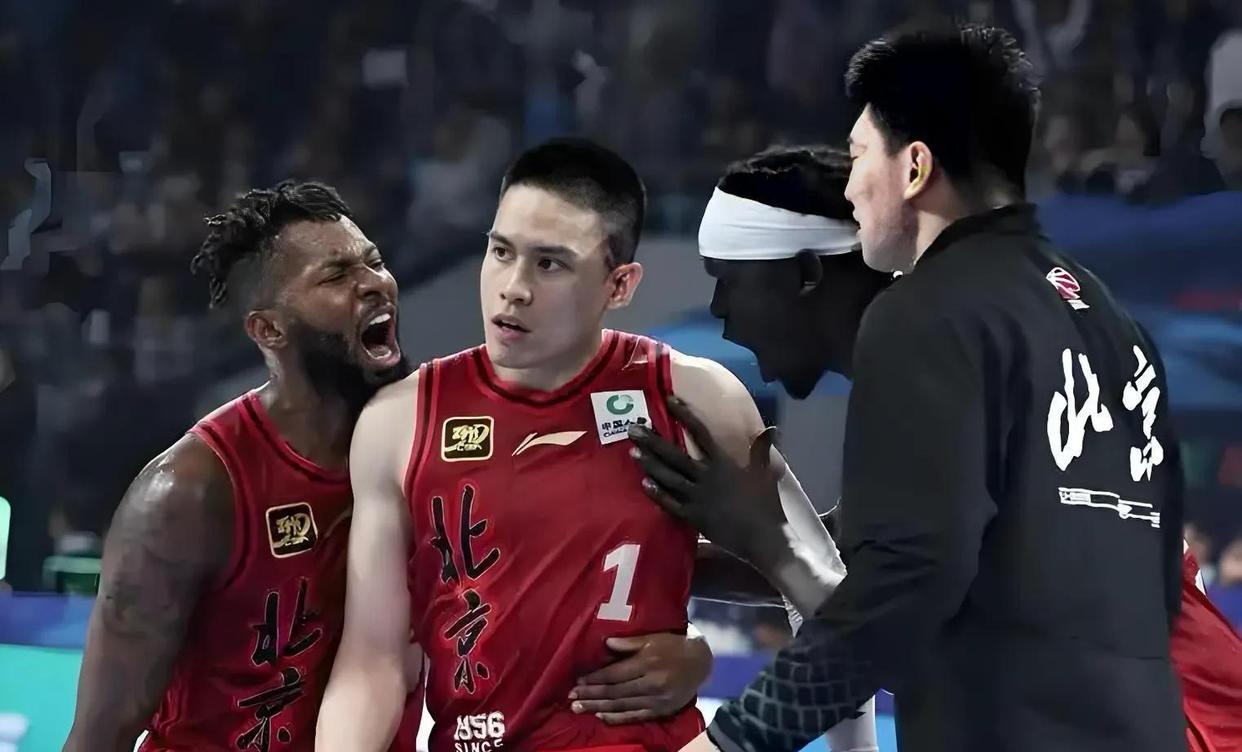 开云体育app-关于北京首钢队主场获胜，士气大增的信息