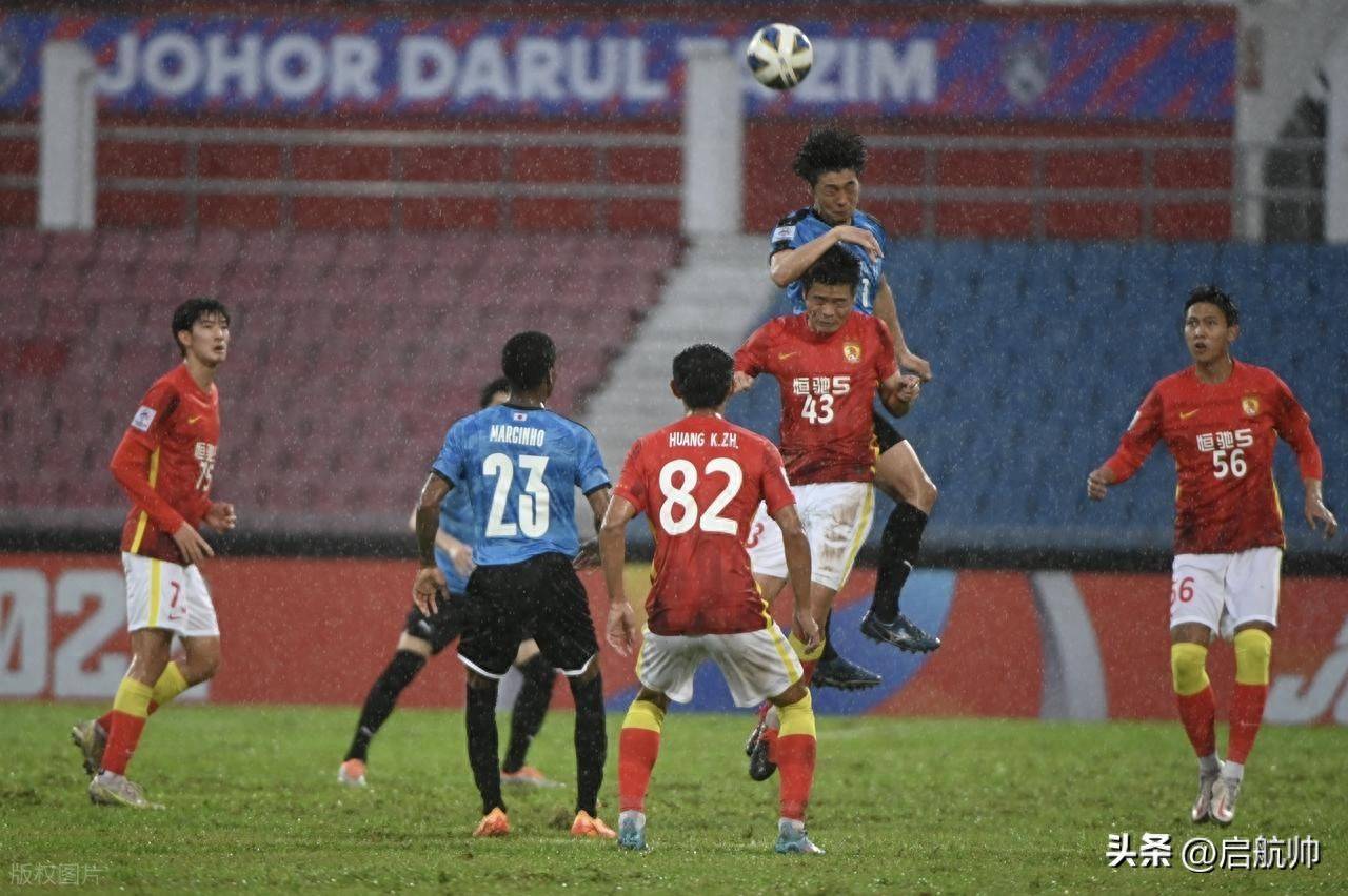 关于强队交锋火花四射,现场热情高涨燃烧的信息 关于强队交锋火花四射,现场热情高涨燃烧的信息