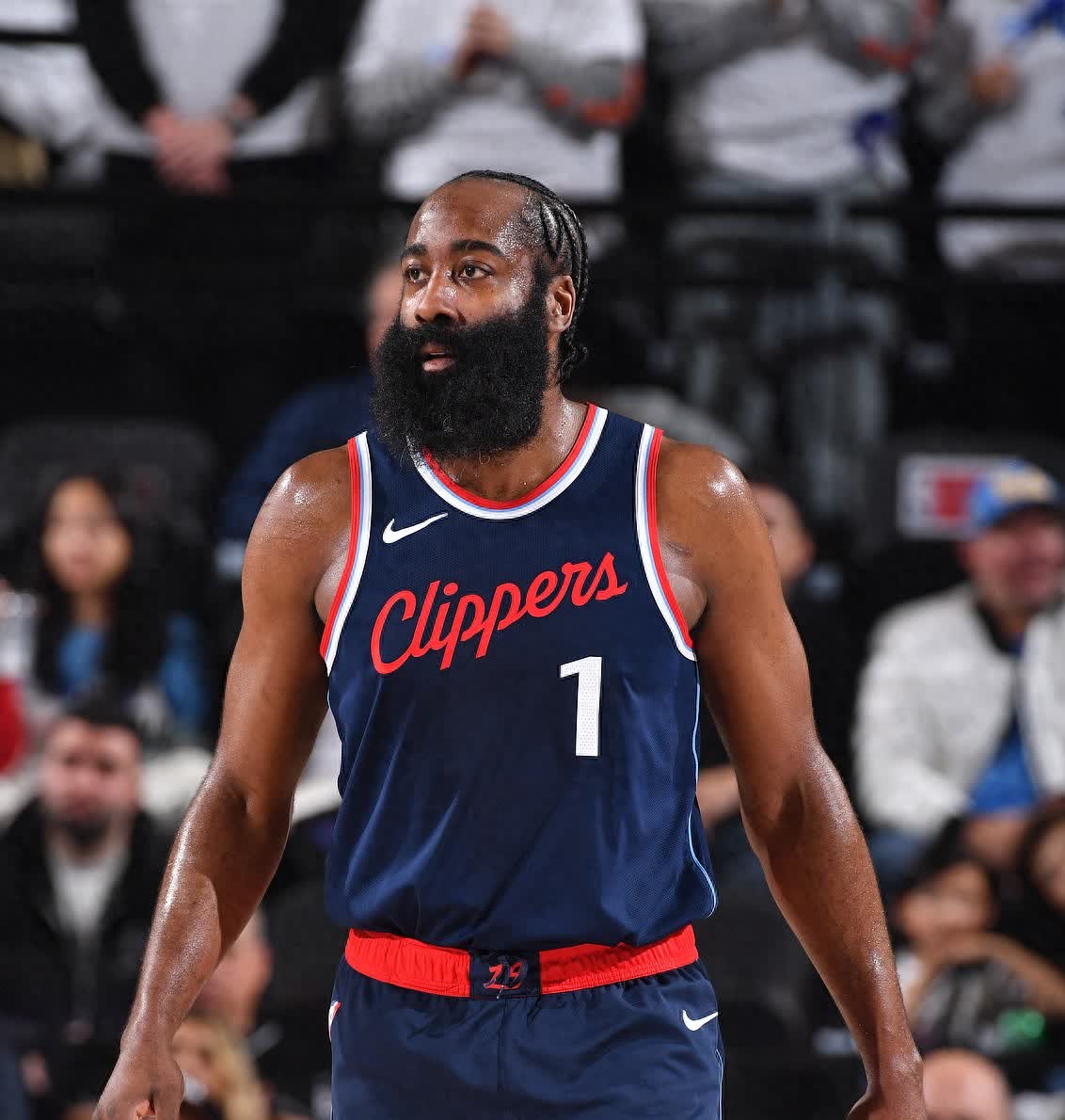 开云体育官方入口-快船主场大胜超音速，终结两连败的简单介绍