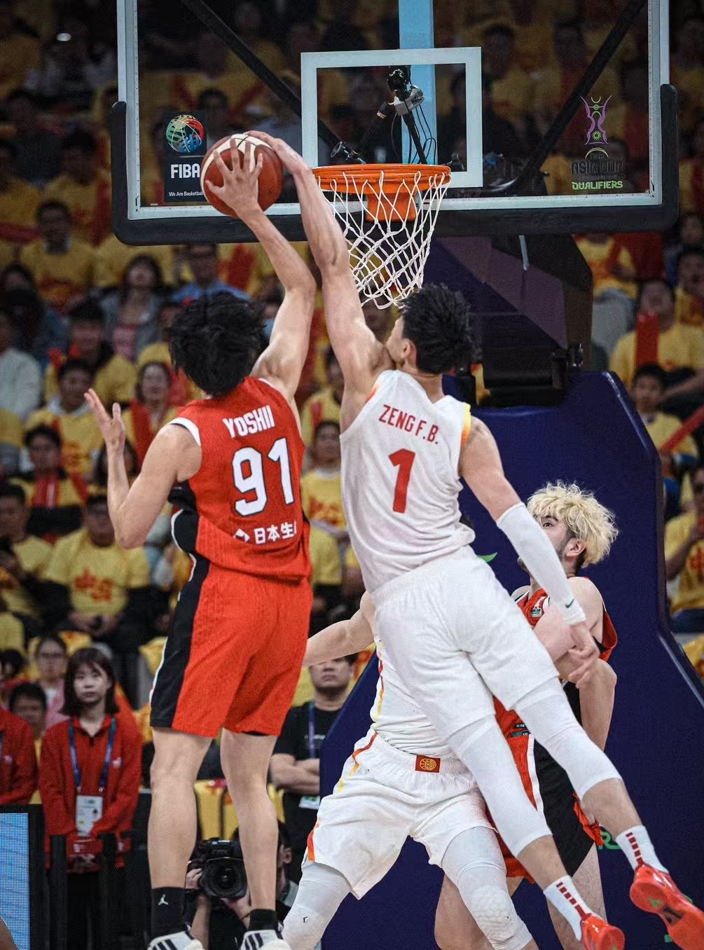 开云体育官网入口-篮球飞人：连续多场砍下高分的简单介绍