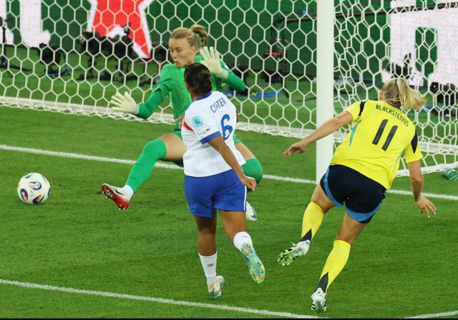 瑞典女足战胜对手,晋级四强 瑞典女足战胜对手,晋级四强